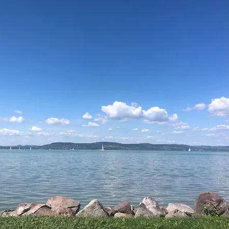 Belle بالاتوليلّي