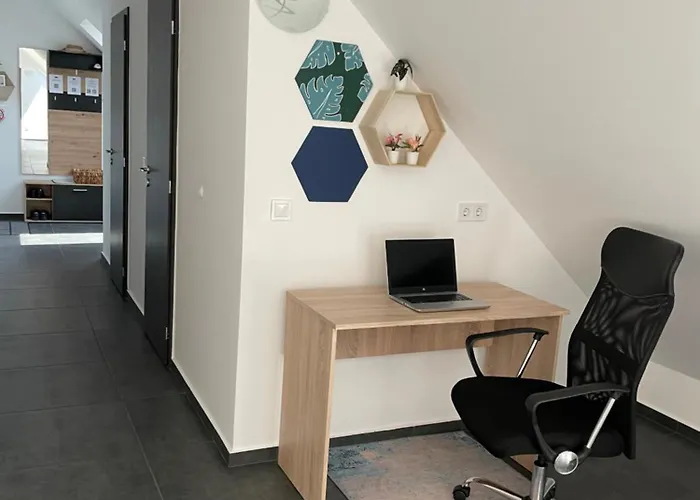 Belle * בלטונללה